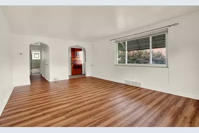 209 E Fairmont Ave, Trafford, PA 15085 - Photo 5