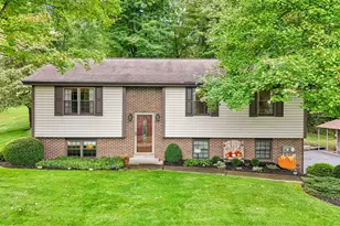 282 N Garfield Ave, Mars, PA 16046 - Photo 1