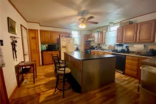 915 Main St, Derry Township, PA 15650 - Photo 9