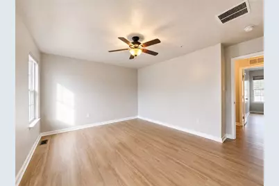 1502 Pointe View Dr, Adams Township, PA 16046 - Photo 23