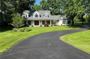 291 Woodland Dr, Wilmington Township, PA 16142 - Photo 1