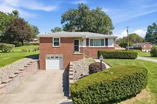 9428 Saratoga Dr, Pittsburgh, PA 15237 - Photo 1