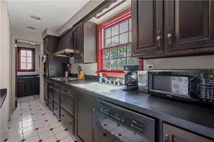 126 Senate Dr, Pittsburgh, PA 15236 - Photo 11