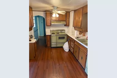 265 Carnation Ct. E, Mount Pleasant Township, PA 15666 - Photo 5