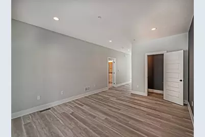 243 Lucca Ln, Pittsburgh, PA 15241 - Photo 5
