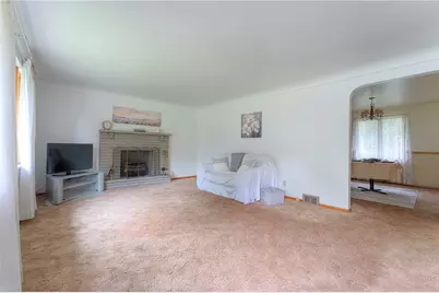 1124 High Street, Jeannette, PA 15644 - Photo 5