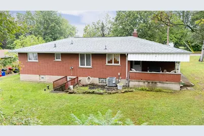 1124 High Street, Jeannette, PA 15644 - Photo 3