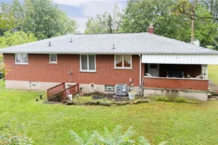 1124 High St, Jeannette, PA 15644 - Photo 3