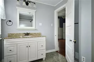 720 E Maiden St, Washington, PA 15301 - Photo 5