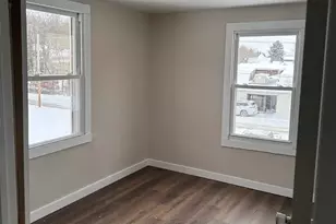 720 E Maiden St, Washington, PA 15301 - Photo 3