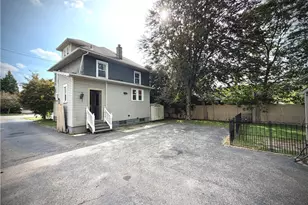 1406 Roemer Blvd, Farrell, PA 16121 - Photo 3