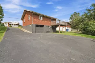 306 Delaney Dr, Pittsburgh, PA 15235 - Photo 19