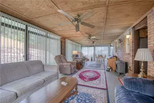 213 Tartline Dr, Pittsburgh, PA 15116 - Photo 5
