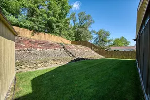 213 Tartline Dr, Pittsburgh, PA 15116 - Photo 39