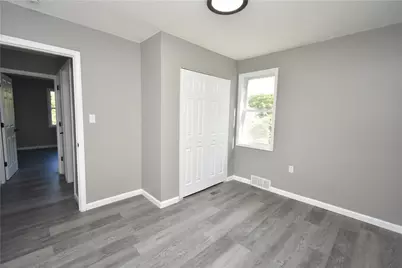 1305 Glencoe Ave, Green Tree, PA 15205 - Photo 9