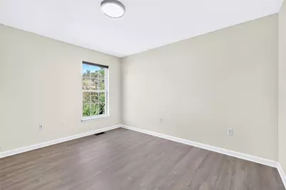 1811 Pioneer Dr, Pittsburgh, PA 15143 - Photo 31