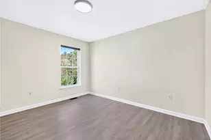1811 Pioneer Dr, Pittsburgh, PA 15143 - Photo 31