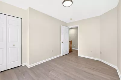 1811 Pioneer Dr, Pittsburgh, PA 15143 - Photo 27