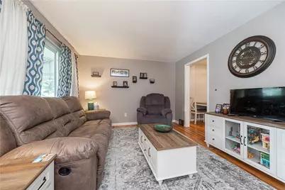 1626 Hybla St, Pittsburgh, PA 15212 - Photo 5
