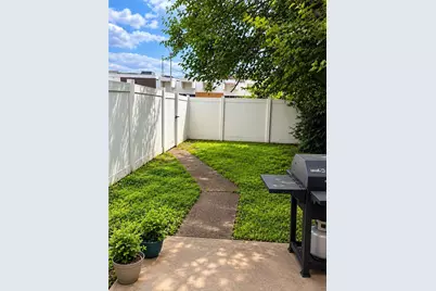 316 Enright Ct, Pittsburgh, PA 15206 - Photo 9