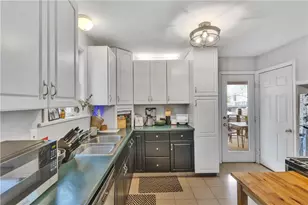 330 Elizabeth Ave, Pittsburgh, PA 15202 - Photo 11