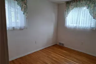 217 Richard Dr, Pittsburgh, PA 15116 - Photo 19