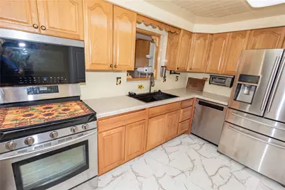 387 Harold St, Pittsburgh, PA 15237 - Photo 9