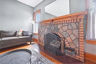 1216 Glenwood Dr, Sharon, PA 16146 - Photo 9