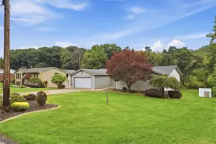 1446 Montgomery Rd, Pittsburgh, PA 15101 - Photo 39