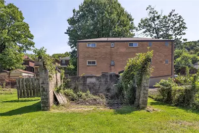 1602 Montier St, Pittsburgh, PA 15221 - Photo 15
