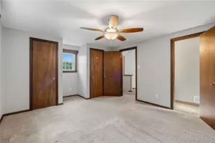 1349 Sturdy Oak Dr, Scott Township, PA 15220 - Photo 23
