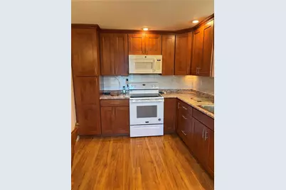 275 Maple St, Sewickley Township, PA 15678 - Photo 7