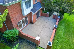 302 Crystal Lake Ln, Moon/Crescent Twp, PA 15108 - Photo 47