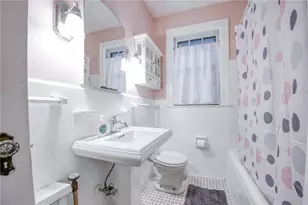 372 S Highland Ave, Pittsburgh, PA 15206 - Photo 13