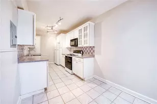 372 S Highland Ave, Pittsburgh, PA 15206 - Photo 11