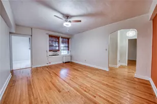372 S Highland Ave, Pittsburgh, PA 15206 - Photo 7
