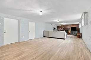 7115 Sansue Dr, Bethel Park, PA 15102 - Photo 25