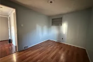 402 Elias Dr, Pittsburgh, PA 15235 - Photo 17