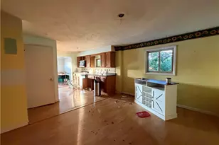 402 Elias Dr, Pittsburgh, PA 15235 - Photo 21