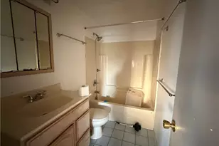 402 Elias Dr, Pittsburgh, PA 15235 - Photo 9