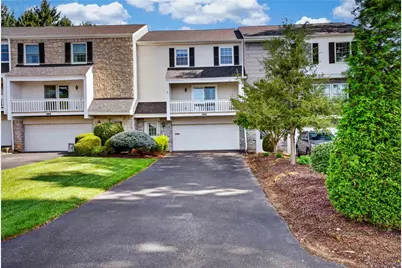212 Roscommon Pl, Peters Township, PA 15317 - Photo 3