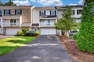 212 Roscommon Pl, Peters Township, PA 15317 - Photo 3