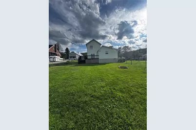 409 Pittsburgh St, West Newton, PA 15089 - Photo 5