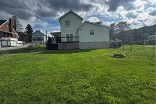 409 Pittsburgh St, West Newton, PA 15089 - Photo 5