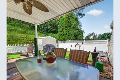 1224 Armstrong Dr, South Park, PA 15129 - Photo 25