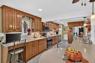 1224 Armstrong Dr, South Park, PA 15129 - Photo 11