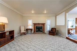 810 Stonebridge Dr, Hempfield Township, PA 15601 - Photo 23