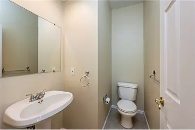 810 Stonebridge Drive, Hempfield Township, PA 15601 - Photo 11