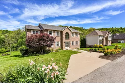 810 Stonebridge Drive, Hempfield Township, PA 15601 - Photo 3