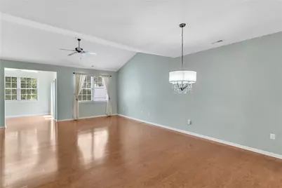 254 Patriot Ln, Economy, PA 15042 - Photo 17